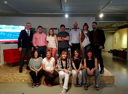 Mahaingurua Teknimap enpresaren 25. urteurrena ospatzeko