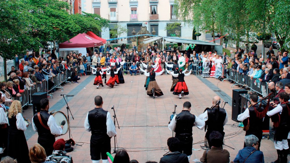 Maiatzaren 10 eta 12 bitartean ospatuko dira "Dia das Letras Galegas" jaiak Urkizuko parkean