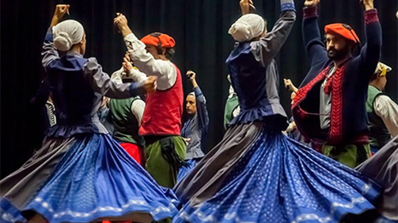 Maiatzean taularatuko duten "Martin Zalakain" ikuskizunerako sarrerak saltzen hasi dira