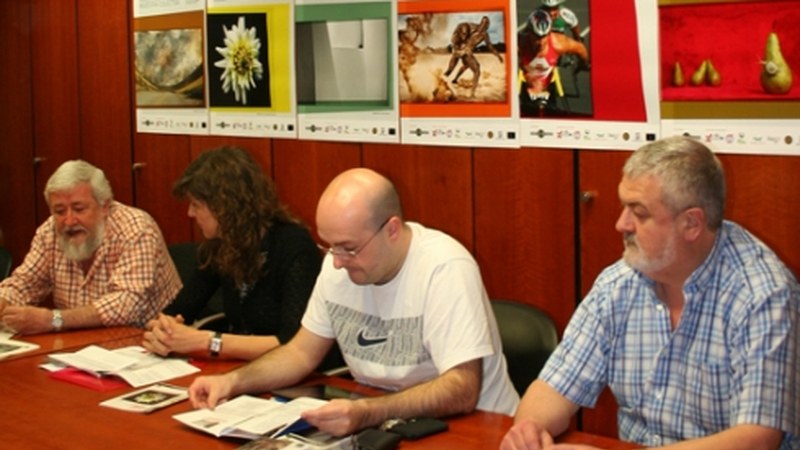 Maiatzerako argazkilaritza programa betea aurkeztu dute Klub Deportiboan