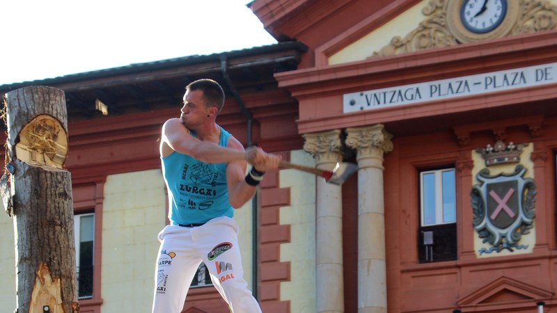 Maila altuko erakustaldia herri kirolen saioan