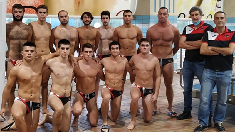 Maila eman arren, waterpoloko Urbatek ezin izan zuen 2. Maila Nazionalera igo