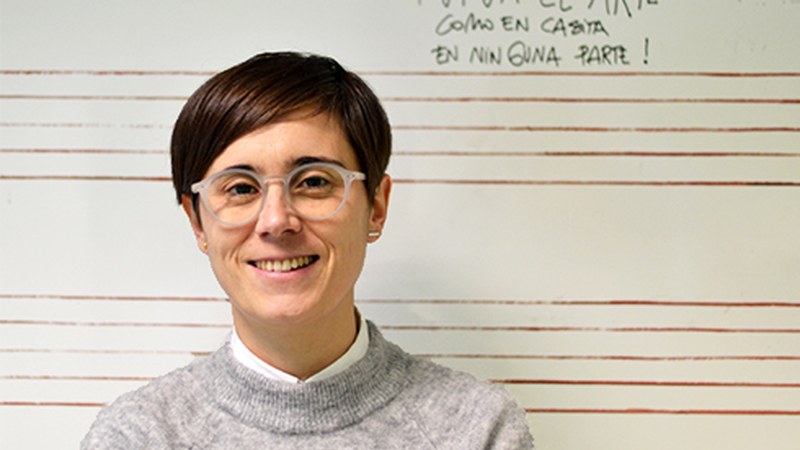 Maite Arroitajauregi: “Ikuskizuna Gloria Fuertesi gustatuko zaiola pentsatzea da nire fantasia”