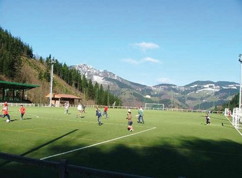 Malape eta Xania futbol-zaletuaren gorenean joango dira oporretara