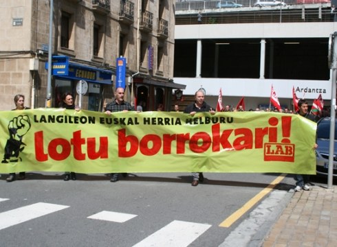 Manifestazioa eta herri-bazkaria Maiatzaren Lehena ospatzeko