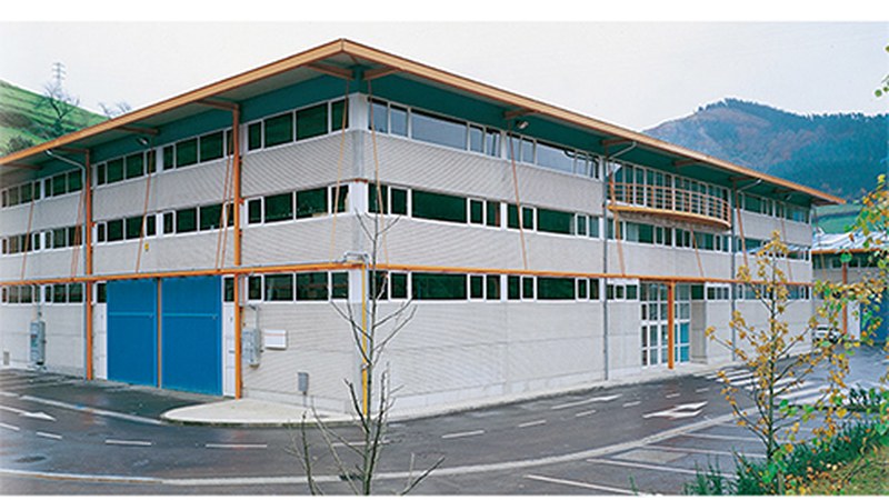 Manufacturas Resort enpresako langileek greba mugagabea hasiko dute maiatzaren 15ean