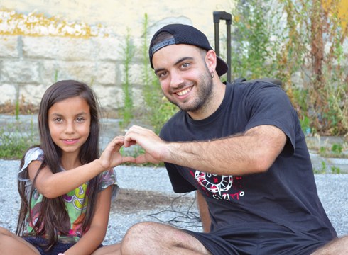 Maria de Blas eta Gorka Martinez de Lagos: “Bulgarian izugarria da gazteen egoera, ez daukate ia ezertarako aukerarik”