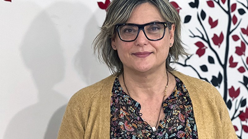 Marisa Iglesias: “Oso pozik nago filosofia kalean egiteko aukerarekin, filosofia bertan egon behar da-eta”