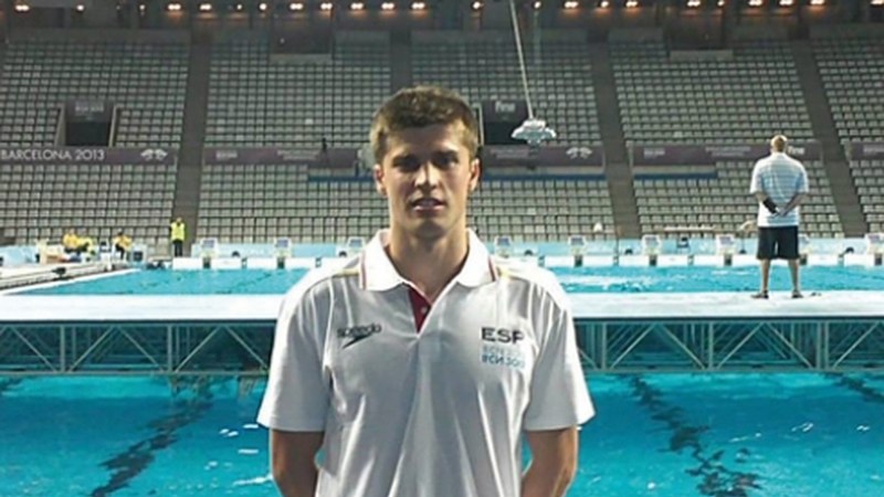 Markel Alberdi igerilariak bi domina lortu ditu Espainiako Txapelketetan