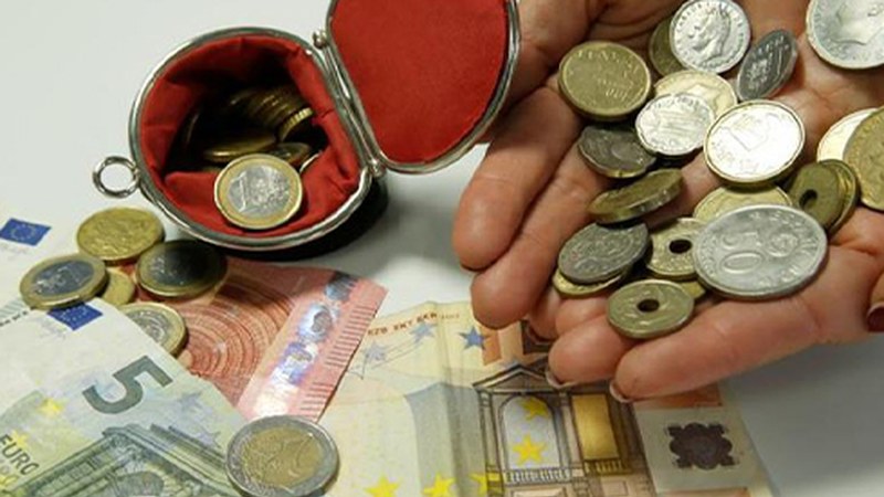 Martitzena izan zen azken eguna euroak pezetengatik aldatzeko