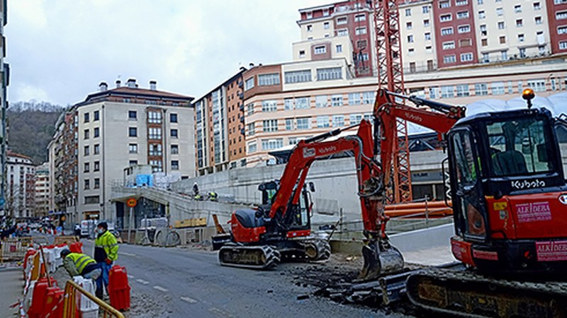 Martitzenean hasiko dituzte Errebal kalea asfaltatzeko lanak eta trafikoan hainbat aldaketa eragingo dituzte