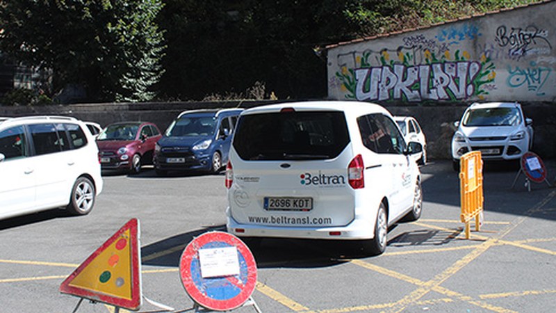 Matsarian filmatzen arituko direla eta, bihar ezin izango da hainbat tokitan aparkatu