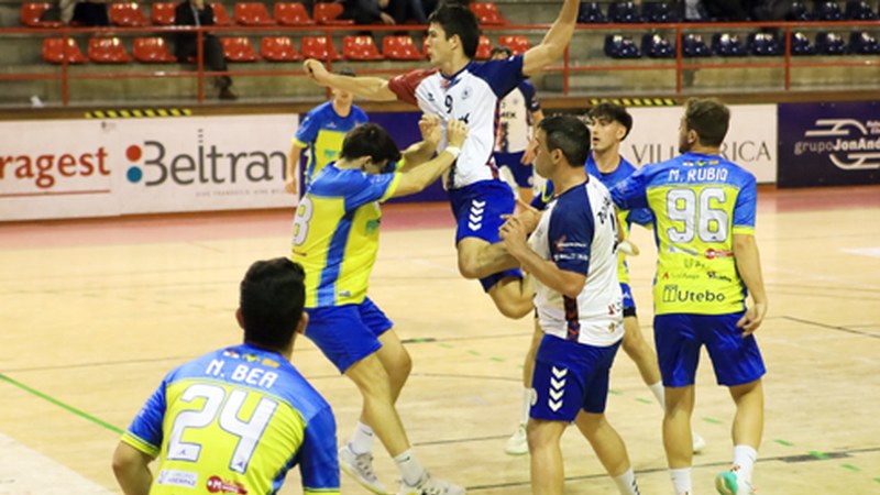 Mek Eibar Eskubaloiak 29-24 irabazi zion Utebori Ipuruan jokatutako partiduan