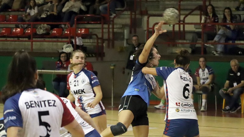 Mek Eibarko talde nagusiek lau puntutik hiru eskuratu zituzten