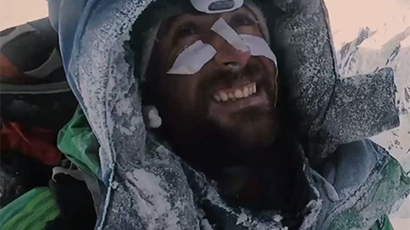 “Mendi biluzia” Alex Txikonen pelikula-dokumentalaren aurkezpena Coliseo antzokian