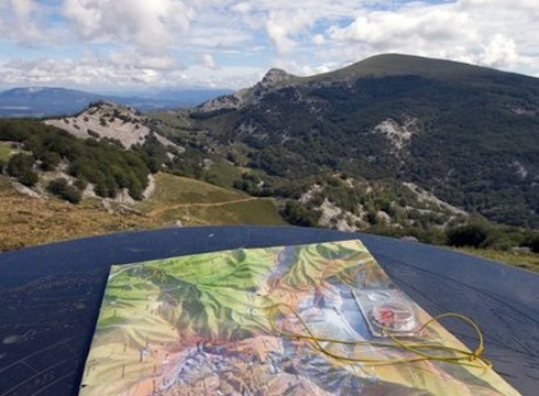 Mendiko mapen interpretazioa egiteko ikastaroarekin emango zaie hasiera Mendi Jardunaldiei