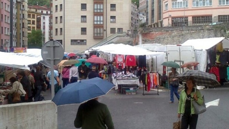 Merkadilloa aurrerantzean Errebalen ipiniko dute