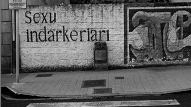 "Mezu garbia: STOP" (Bakarne Elejalde)