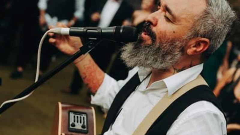 Miguel Azkune musikariarekin hasiko da barixakuko Katu Kaleko kontzertu-saioa