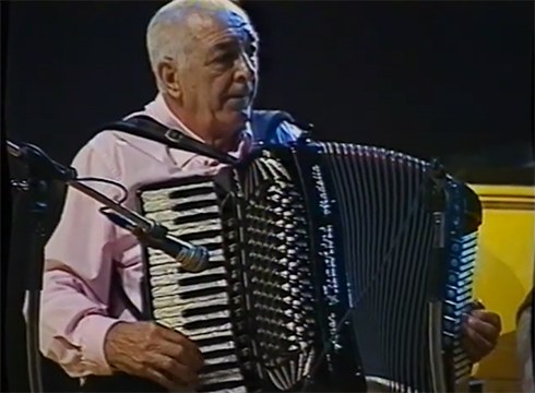 Miguel Sagastume "Urkiko Magoa" soinujole eibartarra hil da, 90 urterekin