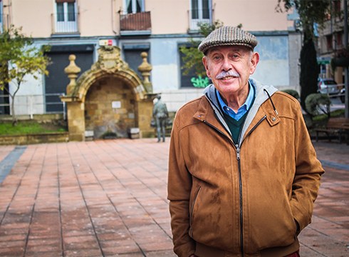 Mikel Urkola, musikaria: “Musikak ilusioa eta poza ematen dit, suspertu egiten nau”