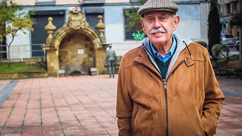 Mikel Urkola, musikaria: “Musikak ilusioa eta poza ematen dit, suspertu egiten nau”