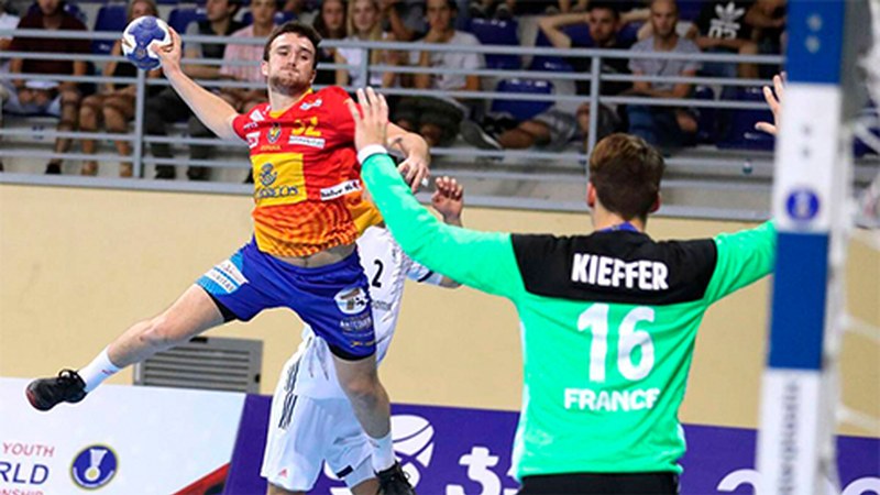 Mikel Zabalak junior mailako Munduko txapelketa hasiko du gaur