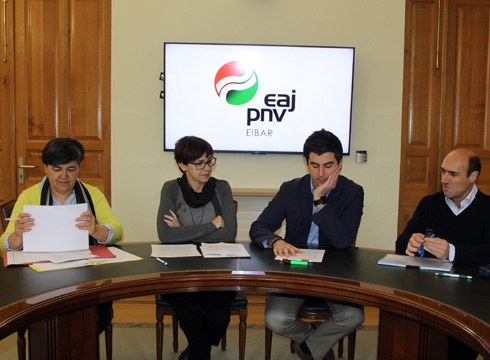 Milioi bat eurotik gorako zuzenketak onartu dizkiete jeltzaileei udal aurrekontuan