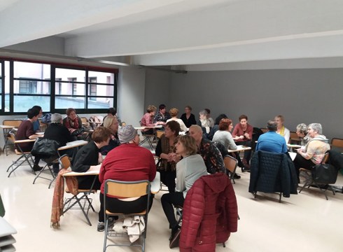 Minbizia mintzagai izan zen atzo Portalean, Minbiziaren Aurkako Munduko Egunean