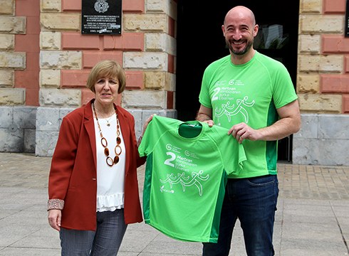 Minbiziaren Aurka Eibarren bigarren martxa zapatuan egingo da