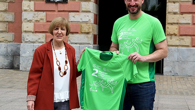 Minbiziaren Aurka Eibarren bigarren martxa zapatuan egingo da