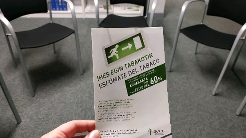 Minbiziaren kontrako elkarteak erretzeari lagatzeko taldea osatuko du Eibarren