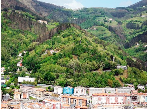 Mirabaso proiektua aurkeztuko dute gaur Irabazik eta Besaiak