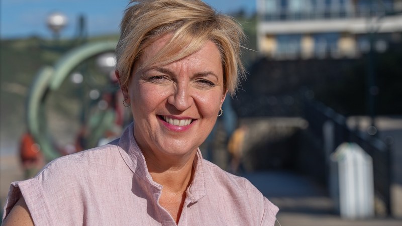 Miren Ros Aiartzaguena: «Sakelako telefonoa motxilan izan arren, itzalita eduki arren, gazteen arreta hor dago»