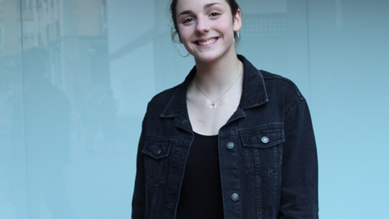 Miren Urizar (Urbat waterpolo taldeko jokalaria):  “Europako txapelketara joateko aukera asko ditut”