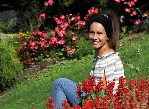 Miren Zulaika (musikaria): ”Eibarko kaleetan ez da oso ohikoa musika jotzea”