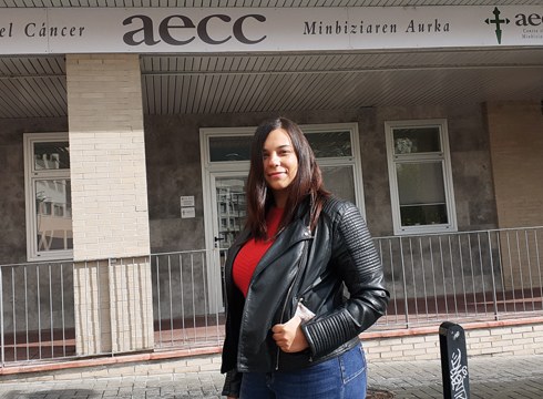 Miriam Marquez (psikologoa): “Erretzeari uztea dolu-prozesu bat da eta prest egon behar dugu tabakoari agur esateko”