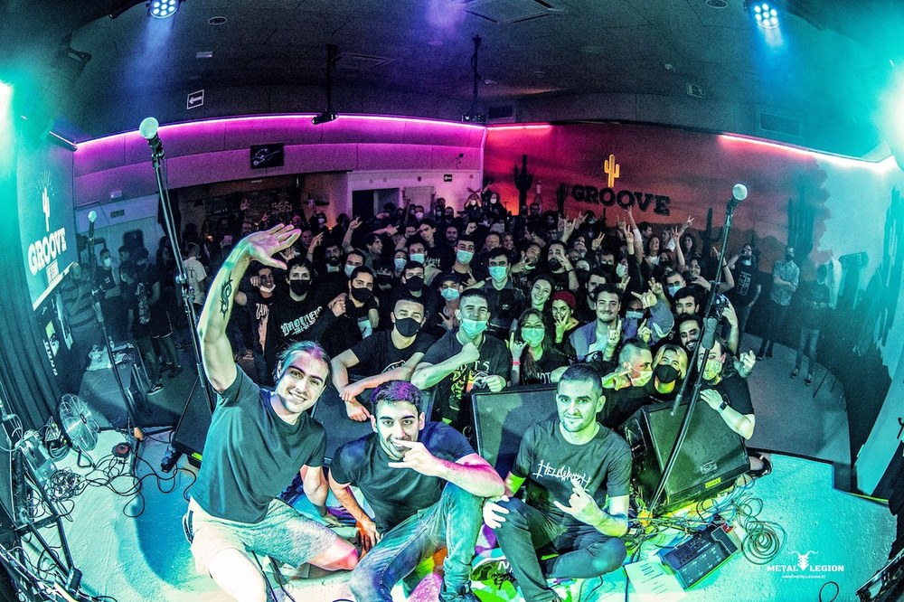 ‘Mise en Abyme’ eta ‘Obego’ taldeek kontzertua eskainiko dute zapatuan Guridi tabernan