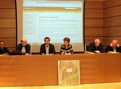 Mugarrien lana formatu guztietarako sareratu dute