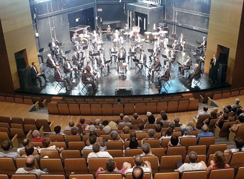 Musika Bandak urteko lehen kontzertua eskainiko du domekan