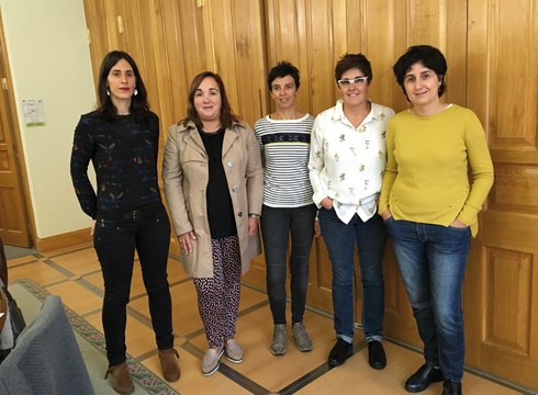 Nagusi eta zaintzaileentzako tailerra