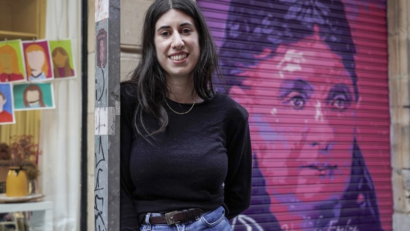 Naia Torrealdai: “Liburuak ez du zentzurik ez bada plazara ateratzen eta bertan hitz egiten diren gauzak eztabaidatzen”