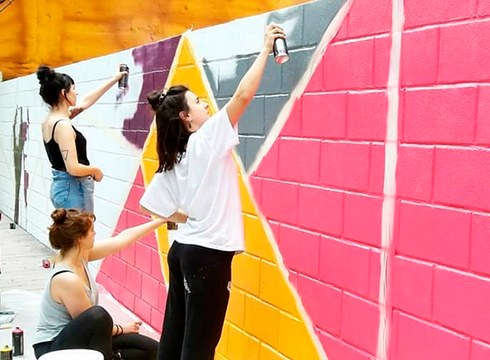 Nalua: “Plazeretik eta amorrutik jardungo dugu herria feminismoz betetzen eta salatu beharrekoa salatzen”