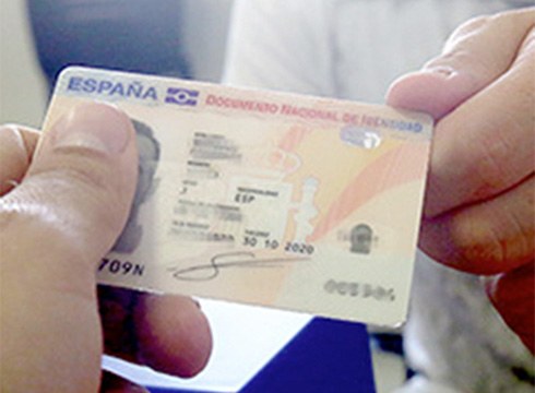 NAN eta pasaportea egin edo berritzeko txanda eska daiteke berriro