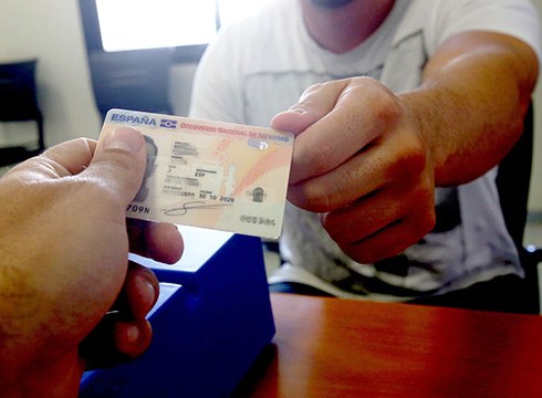 NAN eta pasaportea tramitatzeko bulegoa urtarrilaren 11n zabalduko dute