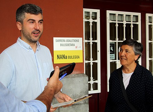 NANaren eta pasaportearen bulegoak egiten duen lanaren garrantzia nabarmendu du EAJ-PNVk