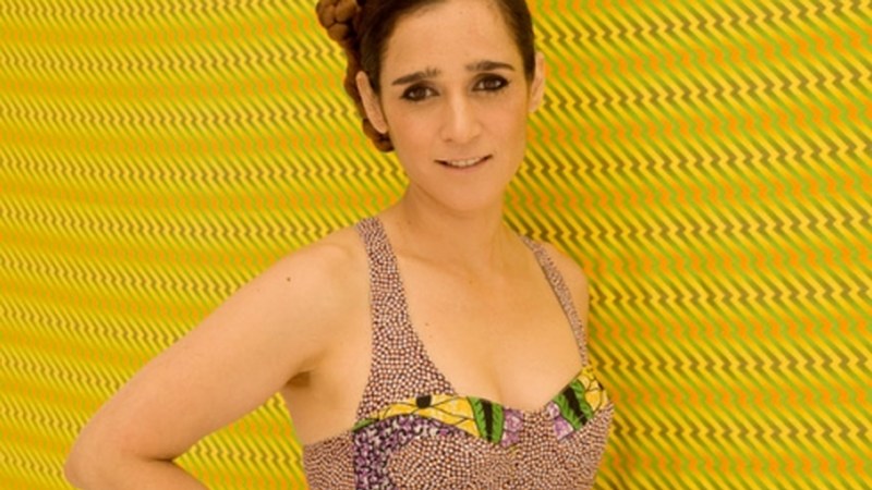 Napoka Iria eta Julieta Venegas barixakuan Balenciaga Museoan