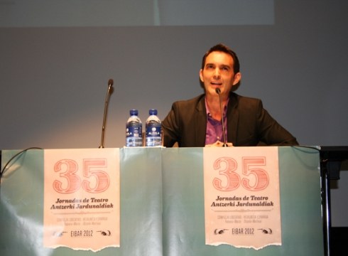 Narruzko Zezen lehiaketako irabazleei saria eman zien Rubiok