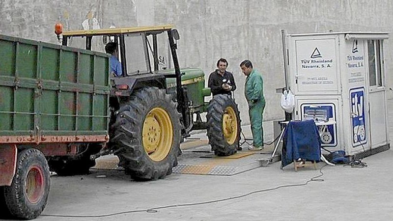 Nekazaritzako ibilgailuen azterketa teknikoak apirilaren 23an egingo dituzte Greyhound-en