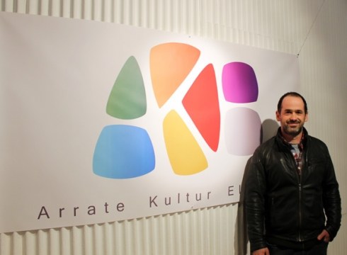 Nestor Perez Valenciagaren logotipoa aukeratu du Arrate Kultur Elkarteak